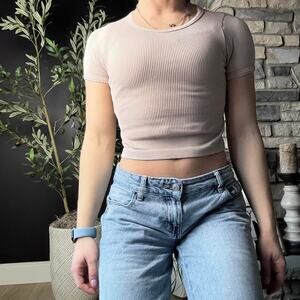 Altar state grey ribbed cropped neutral cream tshirt size M/L